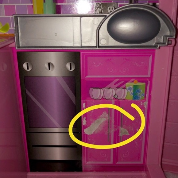 Portable Barbie Glam Vacation House, playset 2010 - Picture 6 of 15